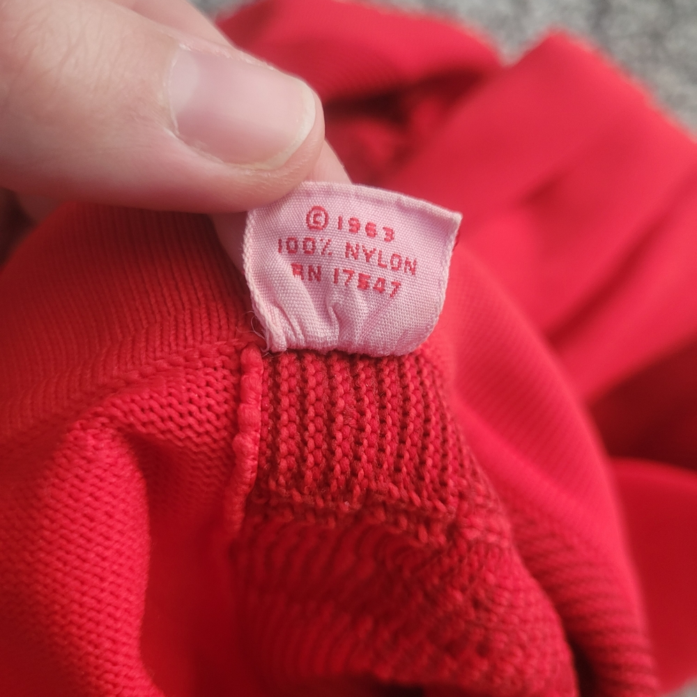 Red Cable Knit Polo Sweater - Picture 4 of 12